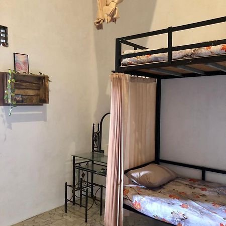 Ohana Homestay Banyuwangi บันยูวังงี ภายนอก รูปภาพ