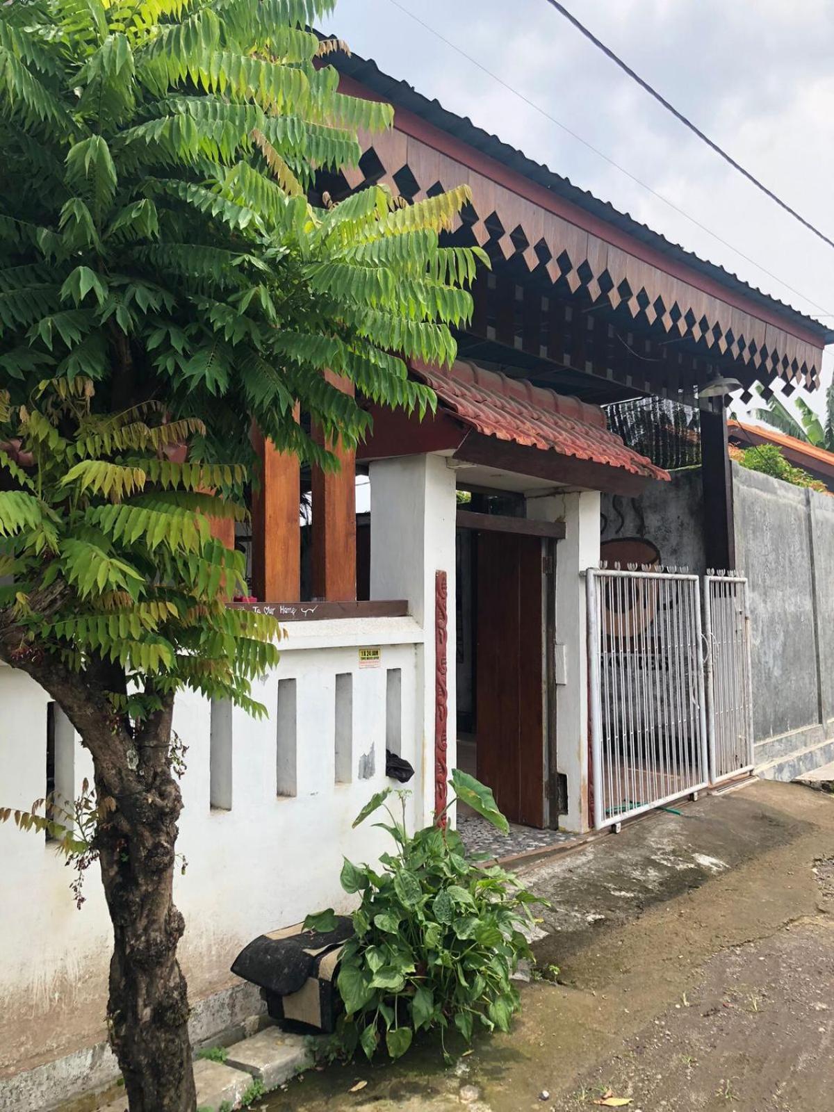 Ohana Homestay Banyuwangi บันยูวังงี ภายนอก รูปภาพ